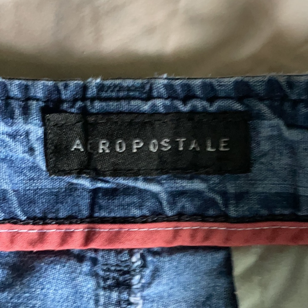 Shorts - Picture 2 of 4